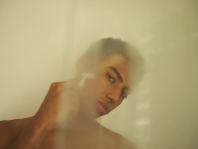 Dirtbag Moustache: The Beard Trend for Men with Plastic-Free Tools